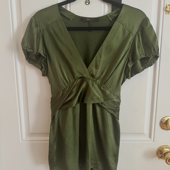 BCBG Max Azria Silk Blouse – Olive Green Ruched Waist Puff Sleeve Top - Picture 2 of 4